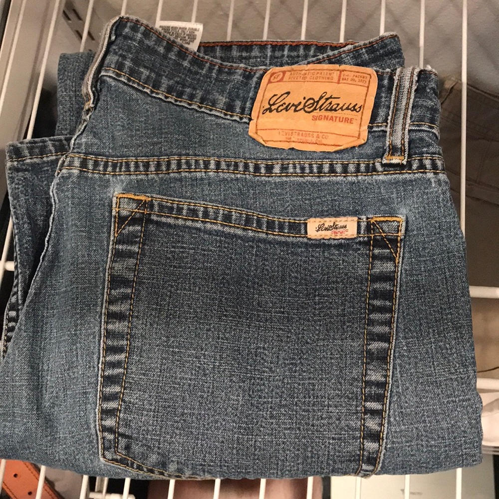 Levi jeans